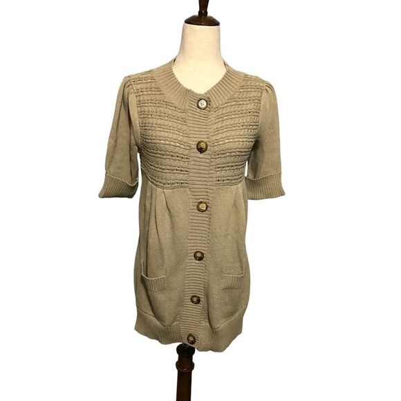Michael Kors Beige Sweater Wooden Buttons Size S/P - Picture 2 of 7